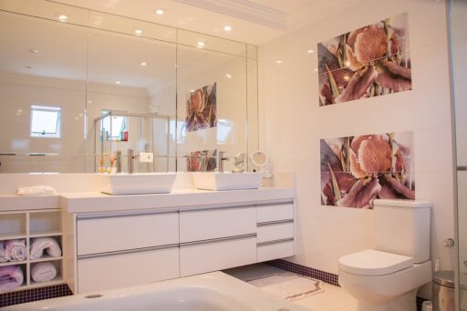 Redecorate Your Bathroom Easily by Following These 6 Tips https://pixabay.com/photos/bathroom-home-mirror-1622403